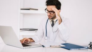 Headache Specialist in Patparganj